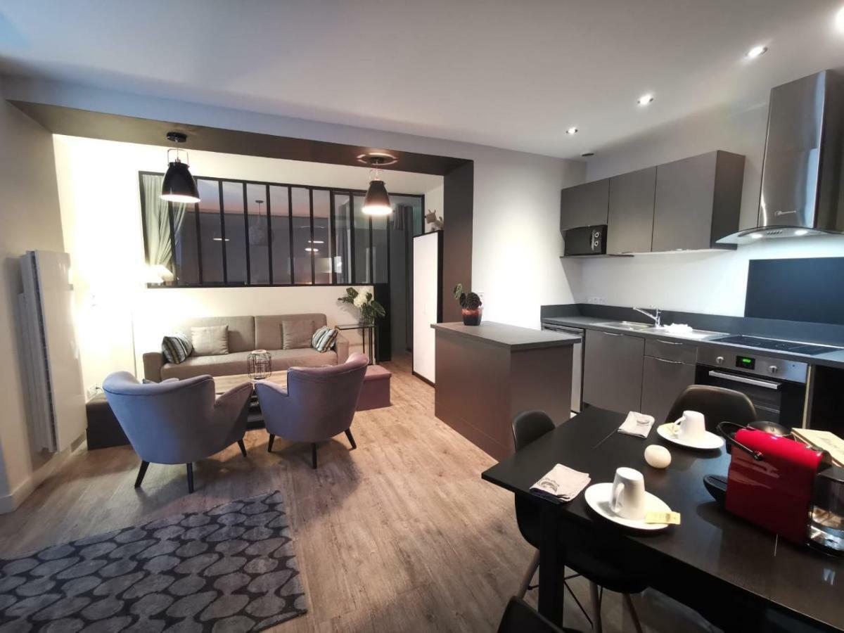 Ferienwohnung Au Saint Martin Cholet Exterior foto